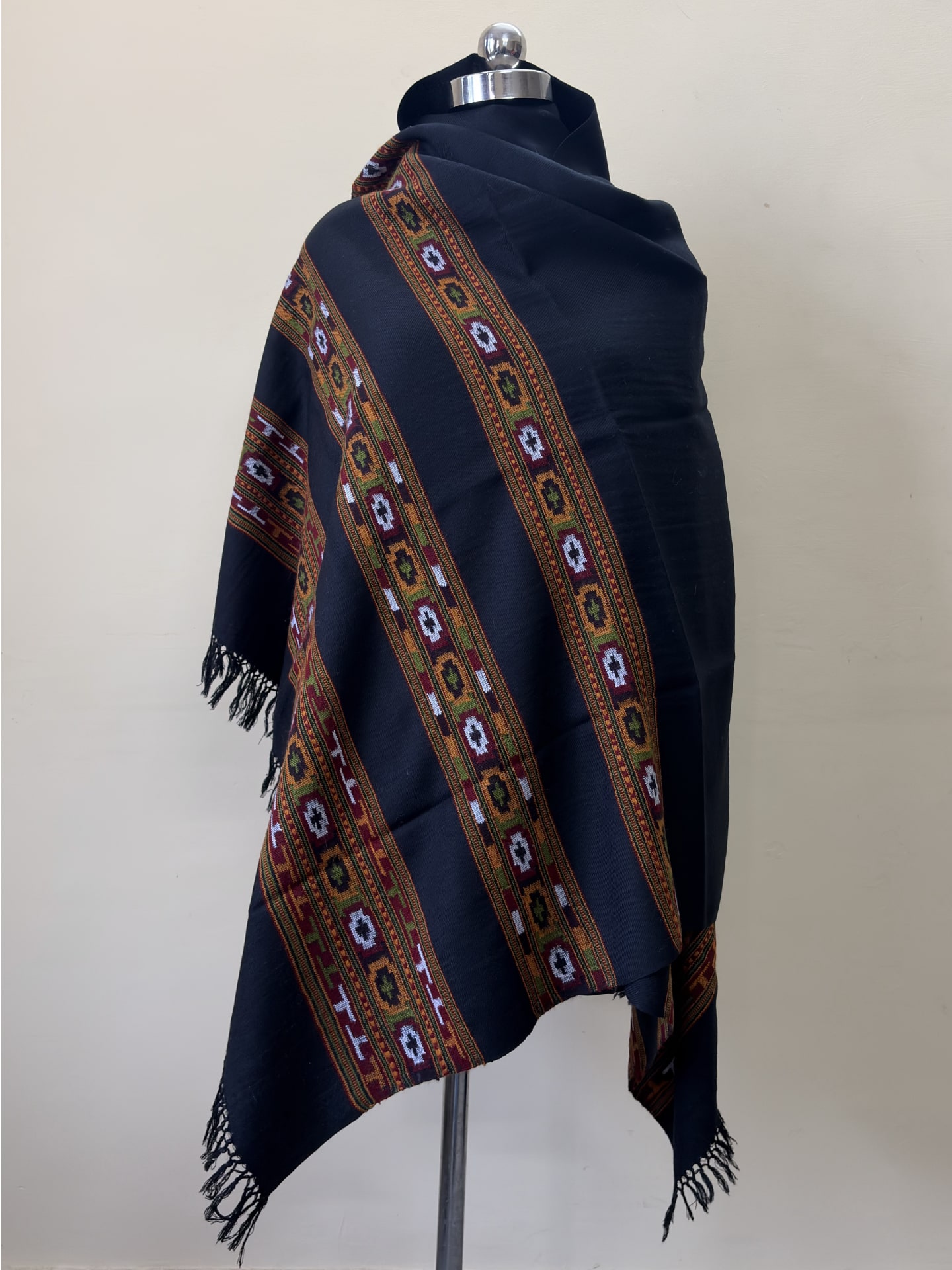 3 Patti Pure Wool Kullu Typical Shawl - Black