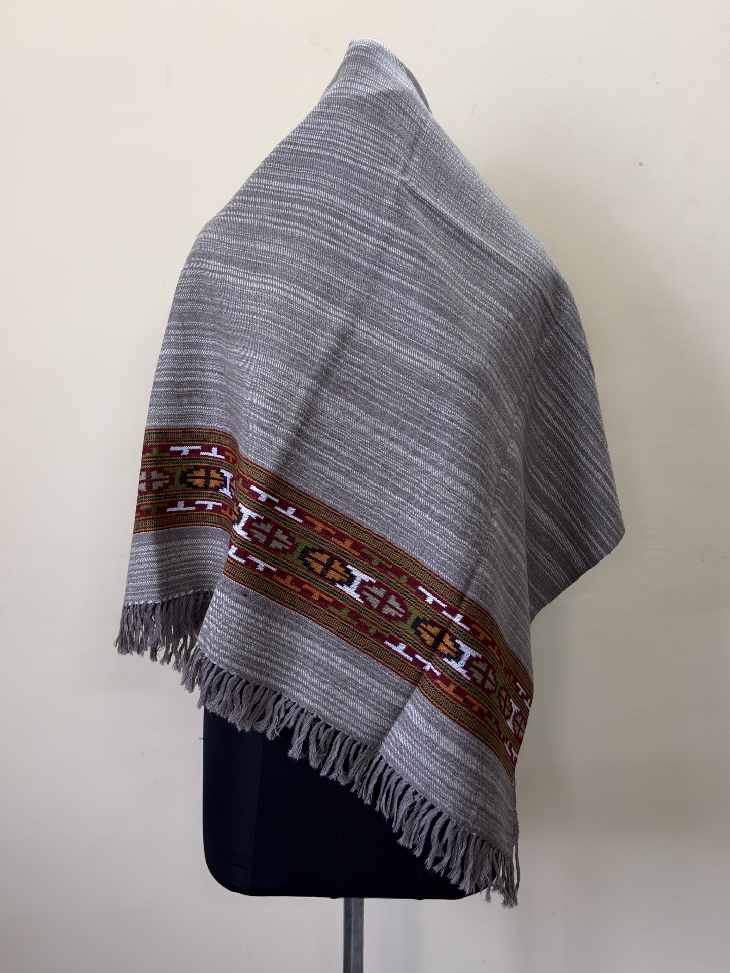 Single Patti Kullu Typical Shawl - Camel