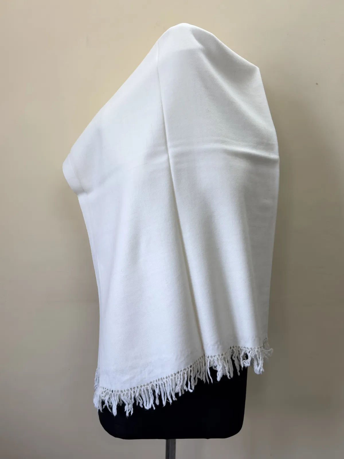 Gents Pure Wool Shawls (Loi) - Creame